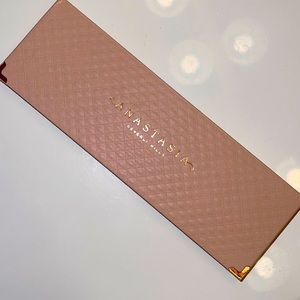 Anastasia Beverly Hills Primrose Palette